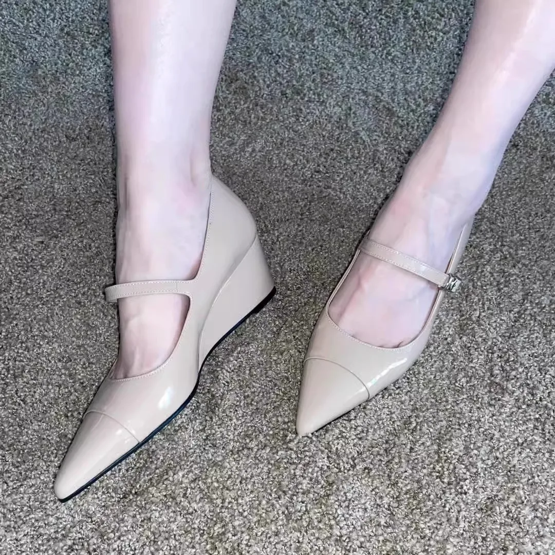 

Pointed-Toe Temperament Nude Straight-Strap Wedge Shallow High Heels Height Increase Mary Jane Pumps Patent Leather Women Shoes
