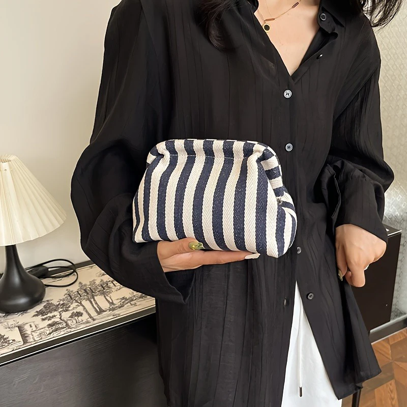 

2023 Новый вязаный клатч в полоску с облаком, повседневная универсальная сумка большой емкости с цветными зажимами