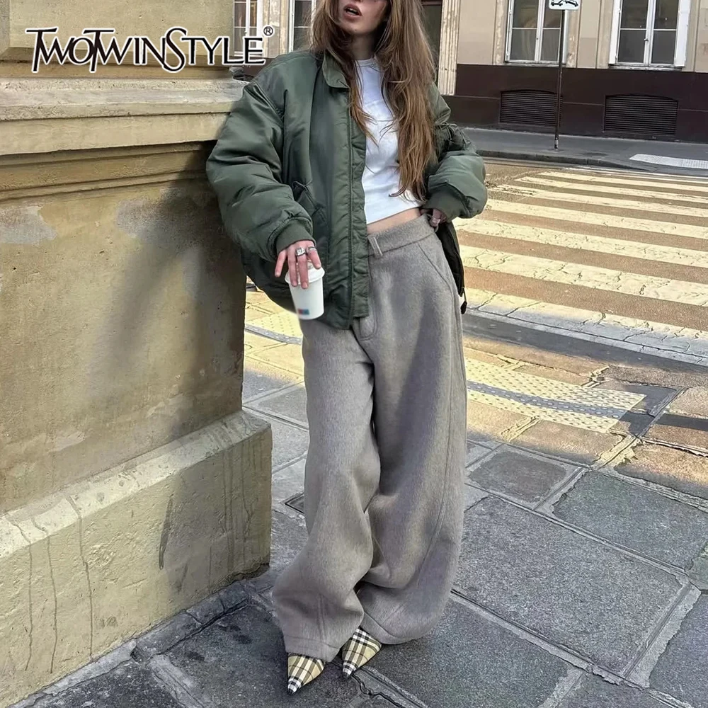 

TWOTWINSTYLE однотонное повседневное базовое пальто для женщин с лацканами и длинными рукавами в стиле пэчворк на молнии куртки-бомберы женский осенний модный стиль