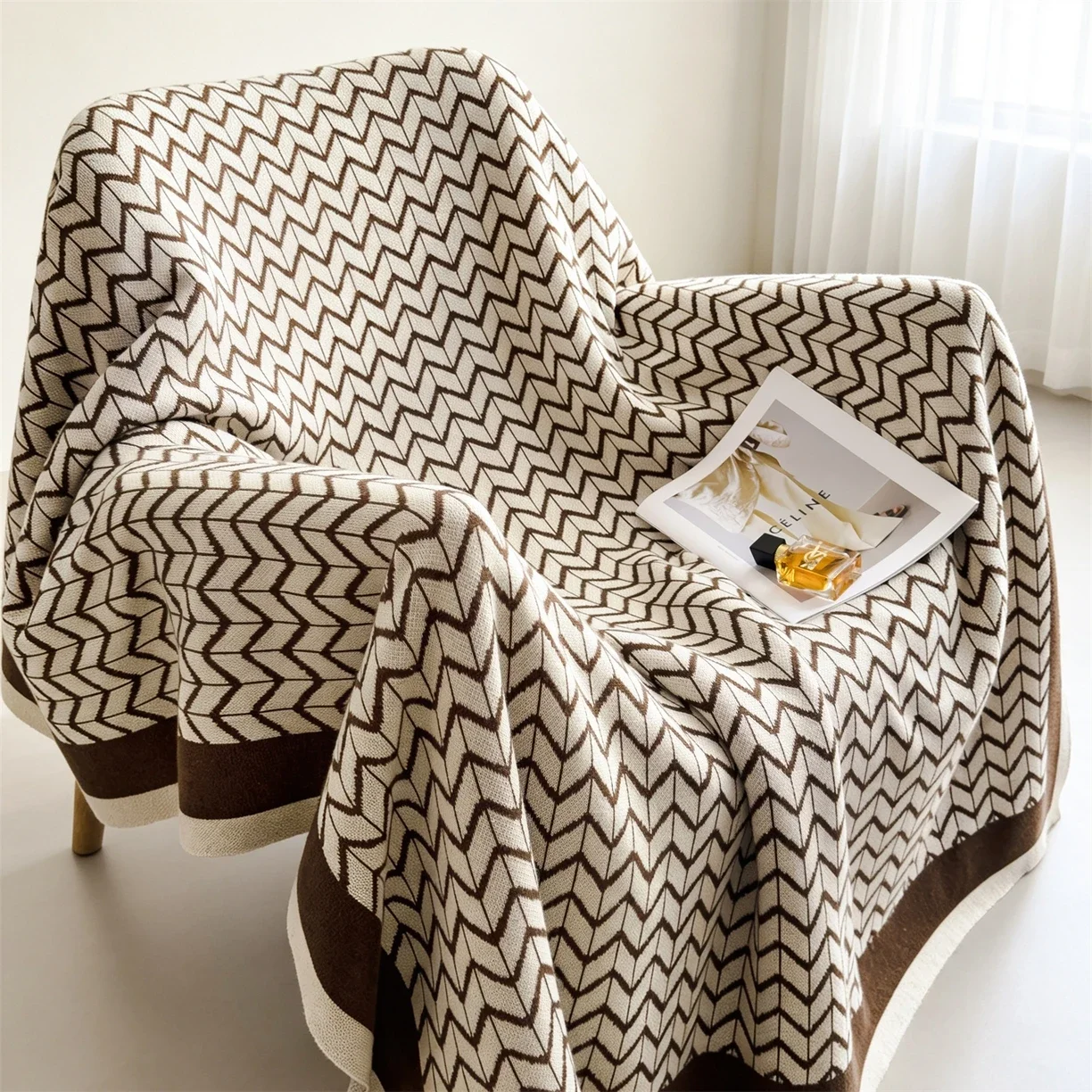 Luxury Retro Jacquard Knit Wool Throw Blanket All Season Multi Use Soft Warm Blanket For Office Nap Sofa Cover Shawl Home Decor