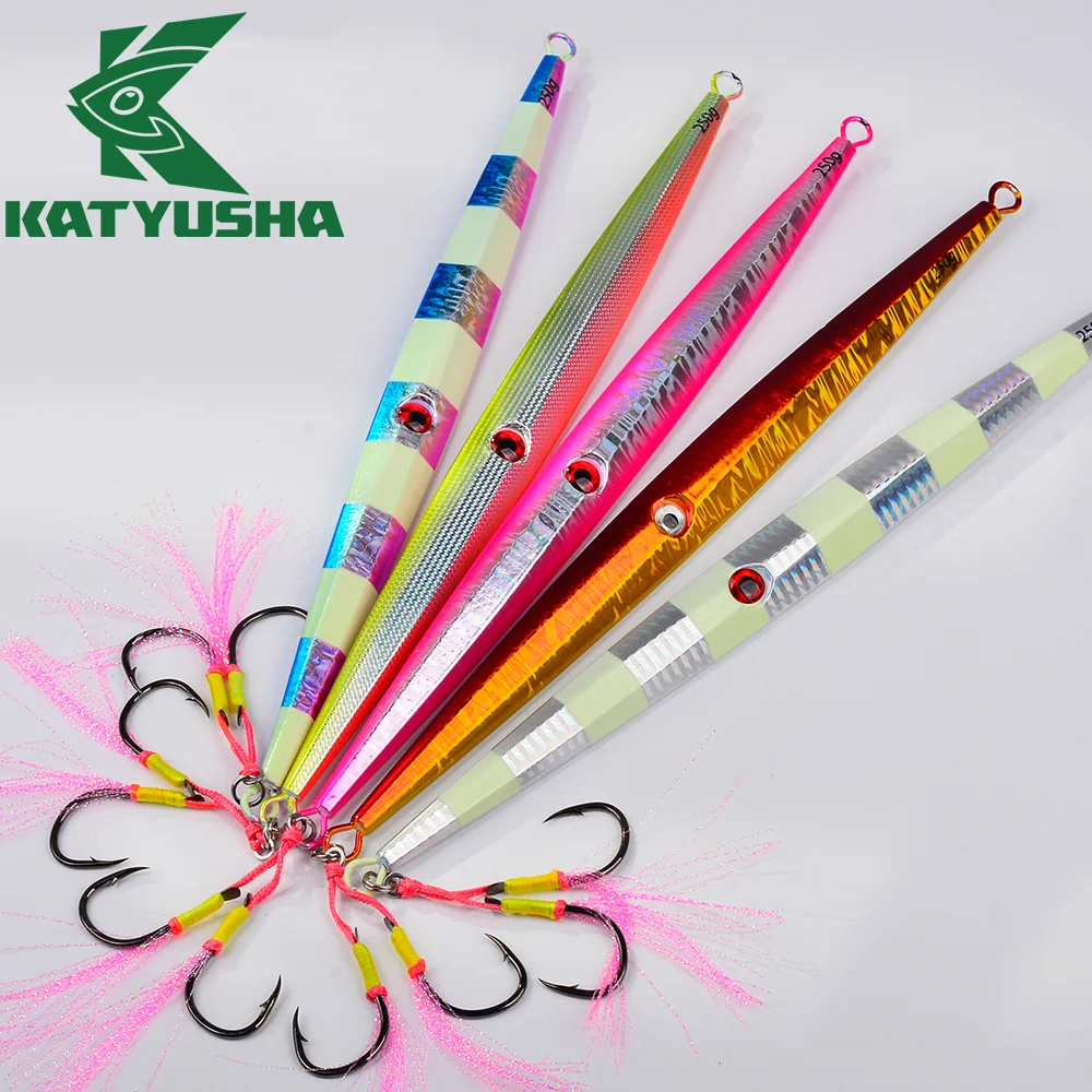 

KATYUSHA 1PC Lead Metal Hard Bait With Feather Assisted Hook Fast Sinking Used For Catching Sea Bass Trout Salmon Seawater Lures