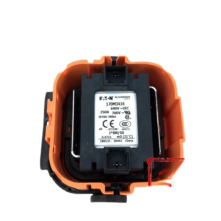 Applicable to Roewe ERX5 EI6 E950 E550 MG EMG6 EZS EHS power battery power-off switch