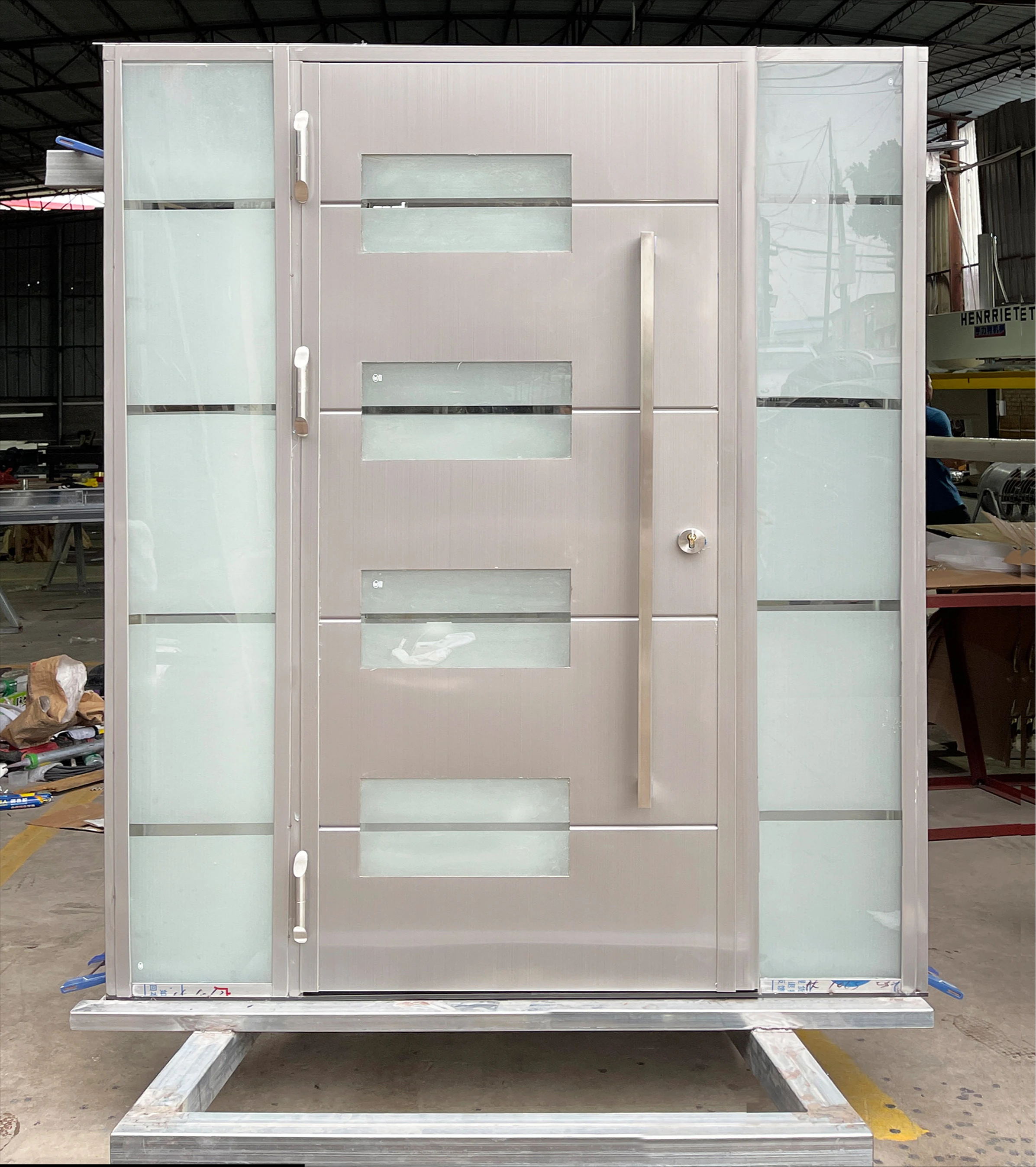 Modern Grey Design Waterproof Prehung Glass Inserted Metal Exterior Solid Aluminum Front Doors