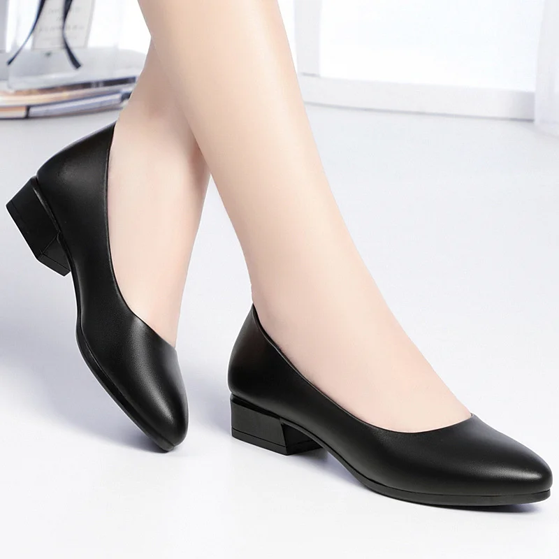 Spring Work Shoes Black Professional Women Comfort Round Toe Shoes Pumps Low-heeled Soft Leather Office Career Formal Shoes