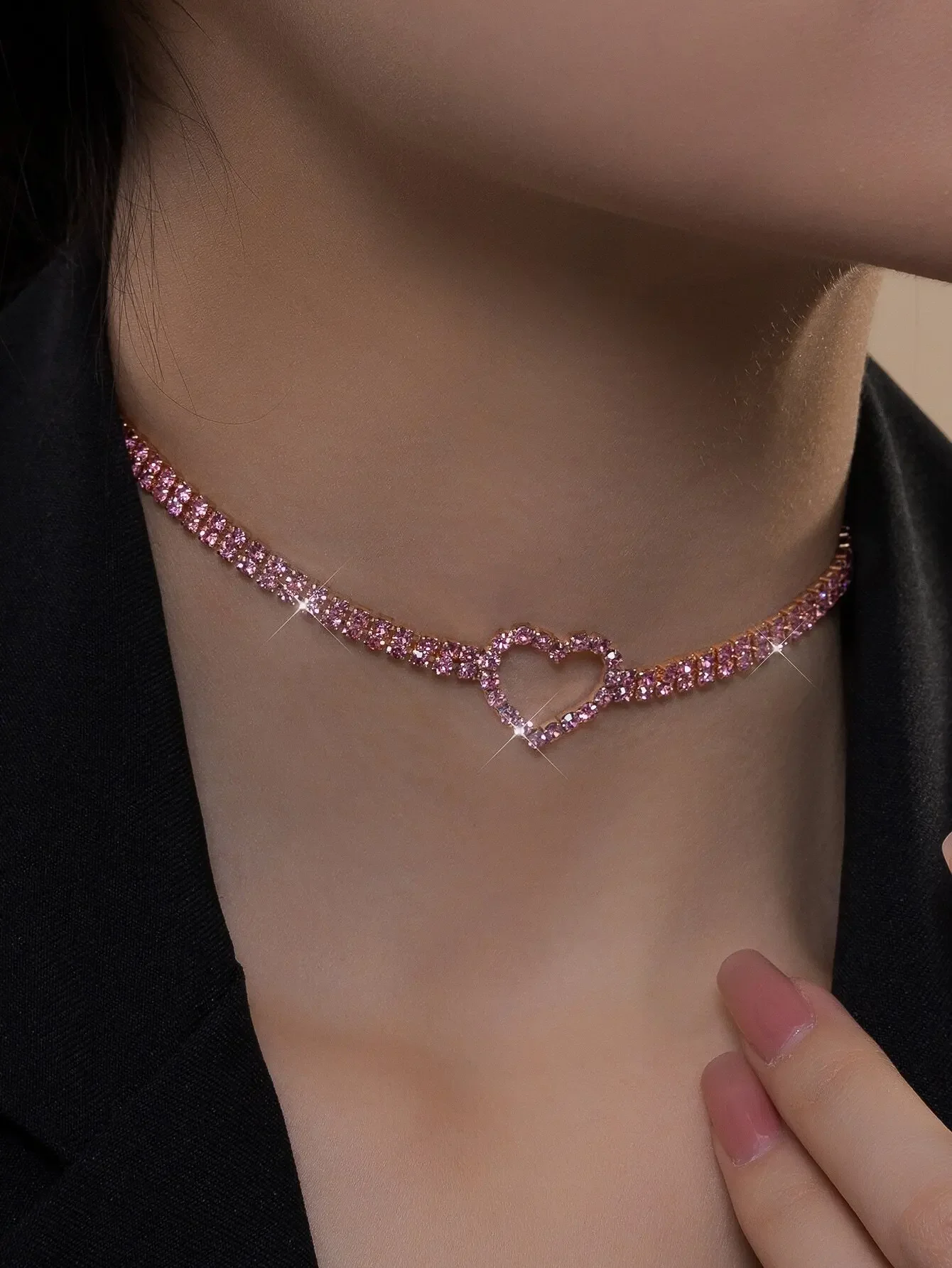 

Pink Rhinestone Heart Choker Necklace for Parties and Festive Occasions