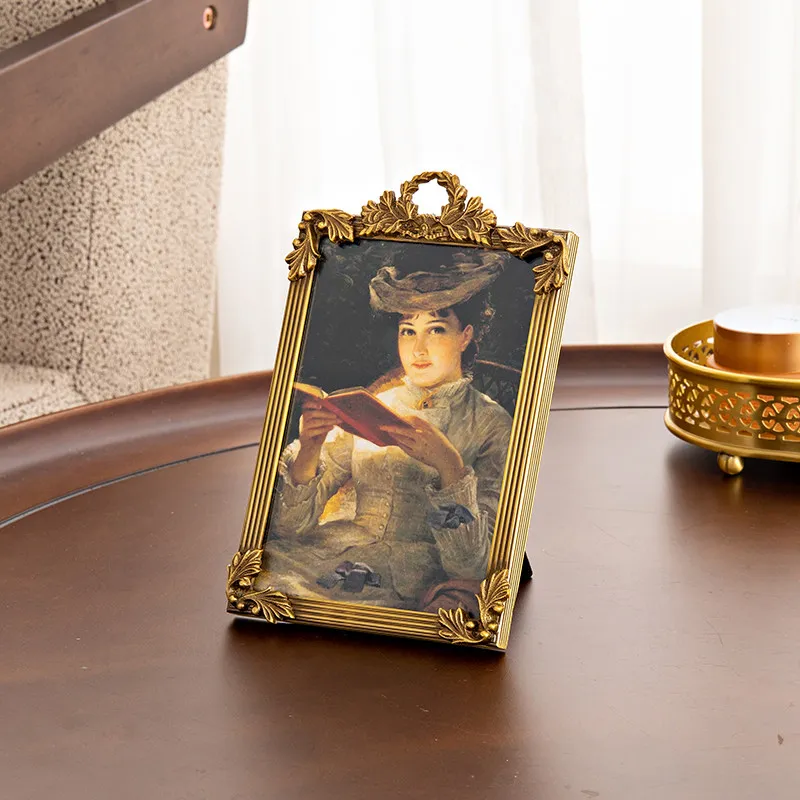 European Relief Wall Mounted Retro Photo Frame, Living Room Rectangular Desktop Photo Frame, Desktop Display Rack