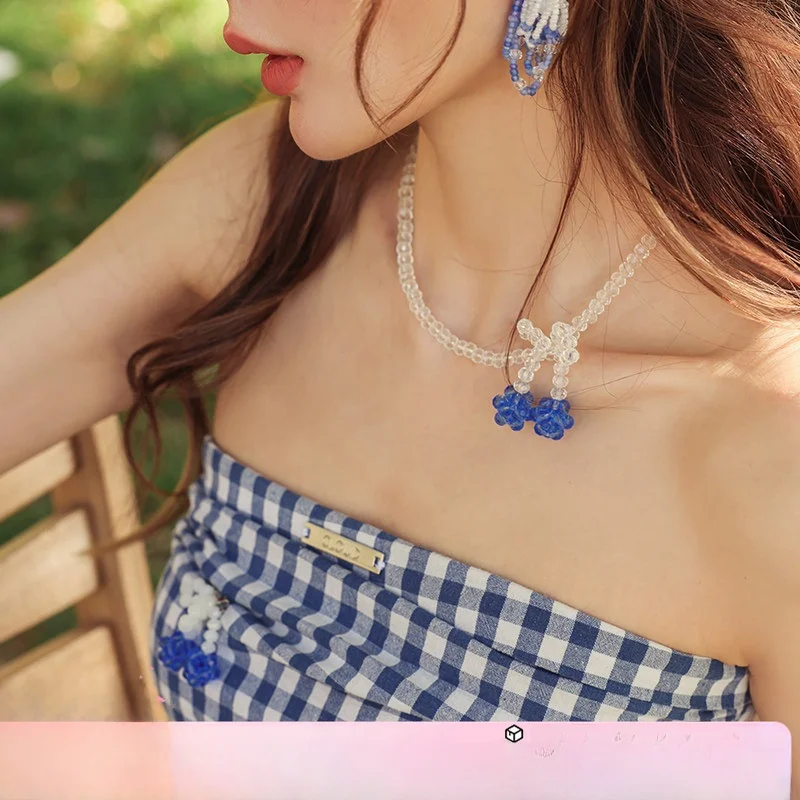 クラウドシーズンクリスタルチェリーネレース夏の新しいファッション多用途drハイエンド感覚衣類アクセサリージュエリー