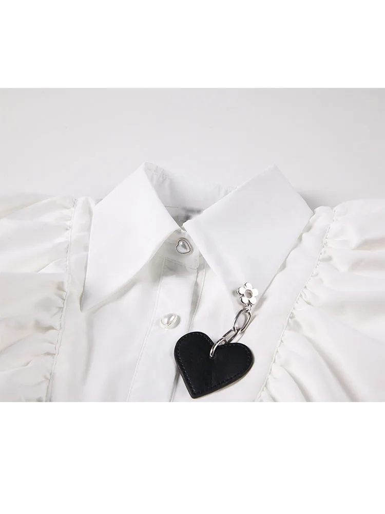 Fashion Vintage Shirt Women Tops 2022 New Blouse Sweet Autumn Tiered Ruffles Auricular Edge Heart-shaped Bubble Sleeve White Top