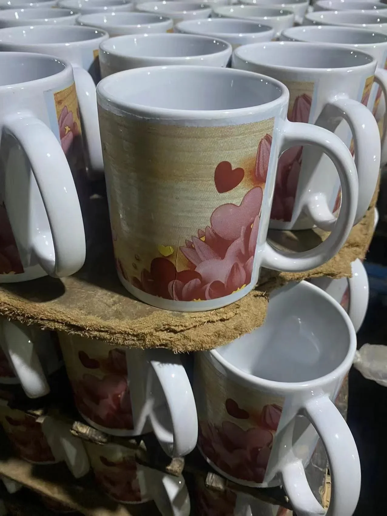 Porcelana cerámica más barata, varios existencias de diseño, tazas de café, té, sopa, tazas, contenedor completo para África, venta al por mayor de Ton