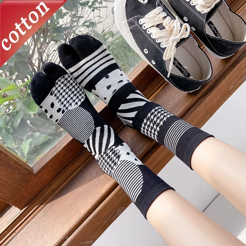 Women's Socks Japanese Harajuku Retro Cute Kawaii Split Toe Socks Comfortable High Quality Casual Sports Cotton Socks For Girl