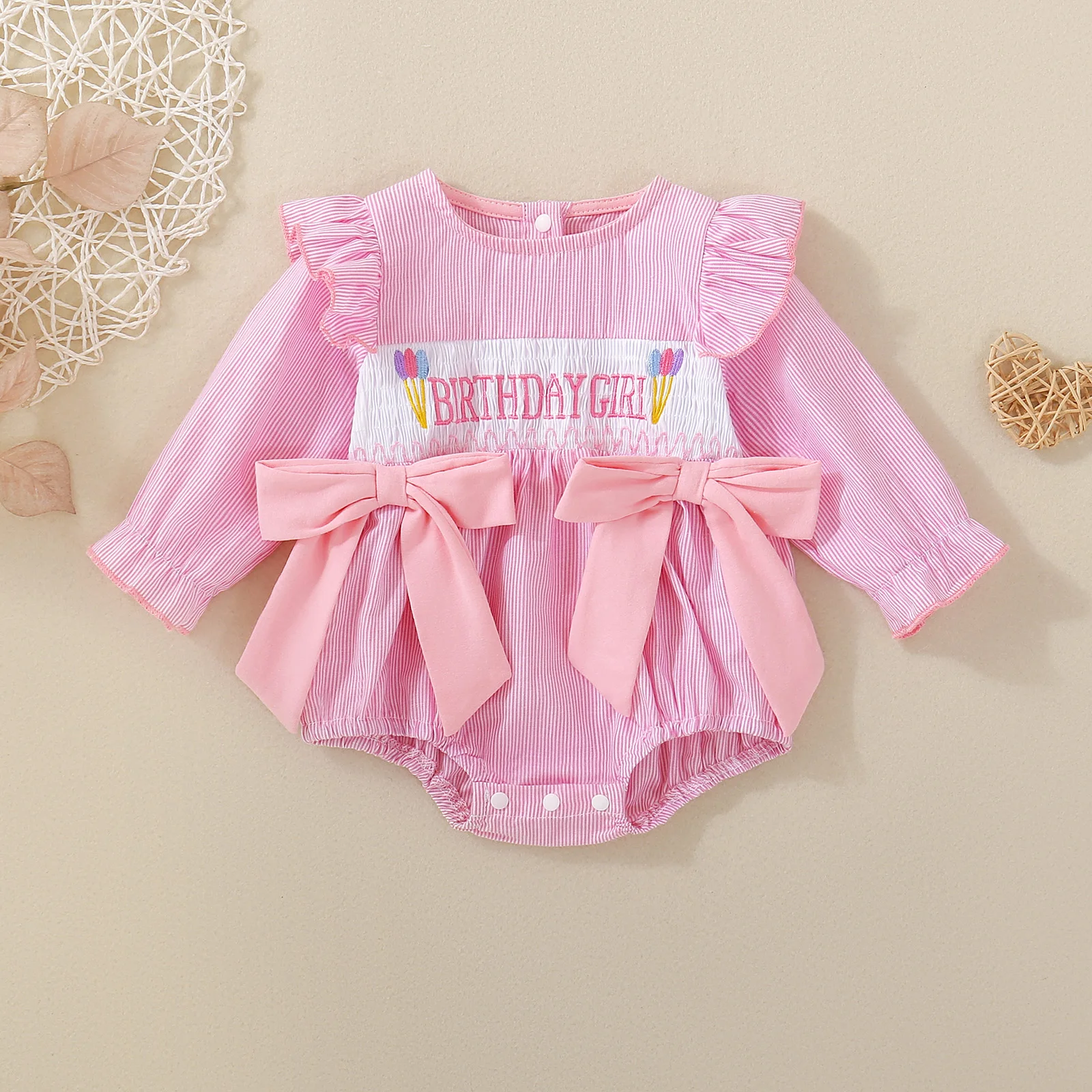 

Autumn Baby Girl Letter Embroidered Big Bow Pink Long-Sleeved Triangle Hoodie