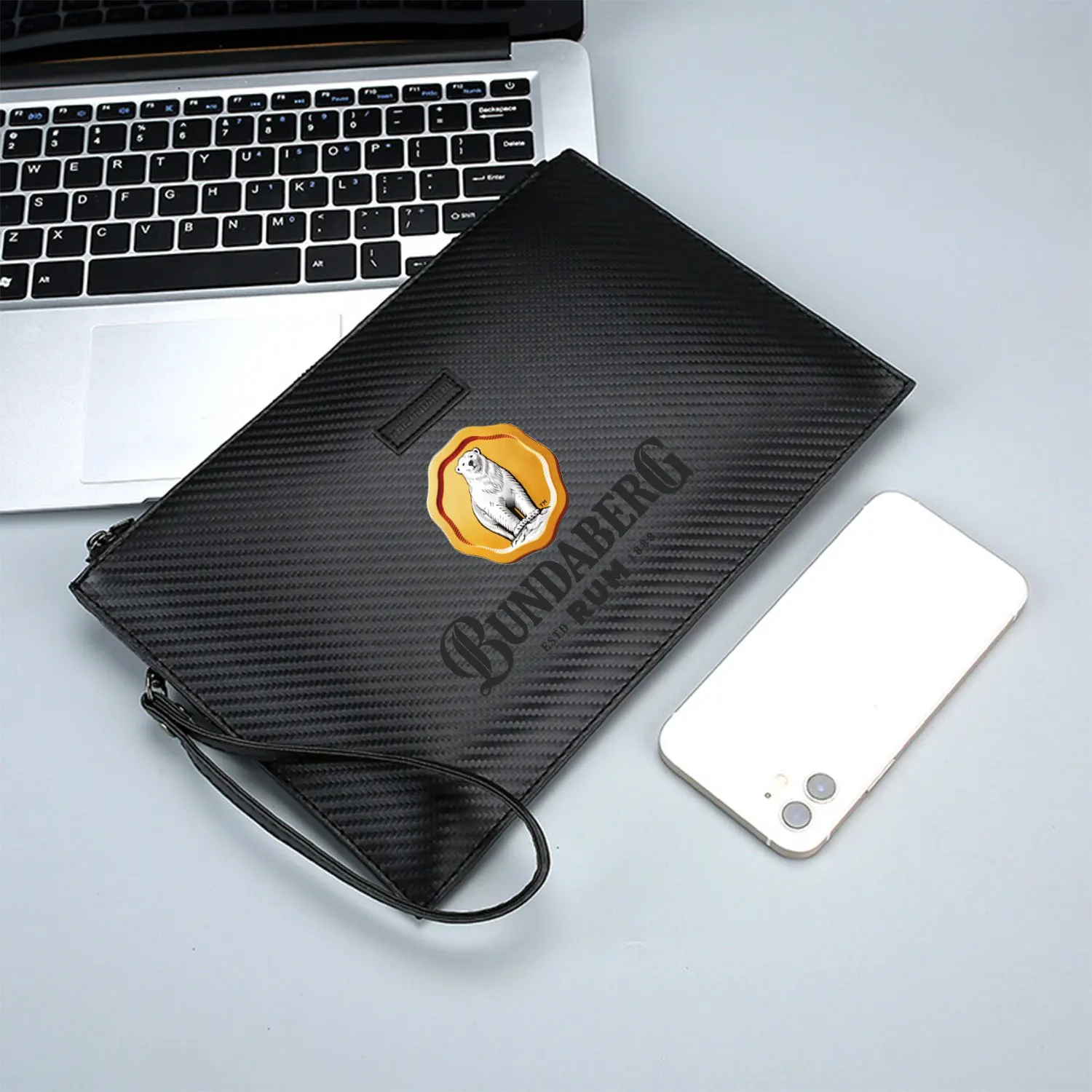 Orso polare in piedi su una pietra Elegante borsa da uomo in PU stampato Alla moda e pratica per il trasporto quotidiano