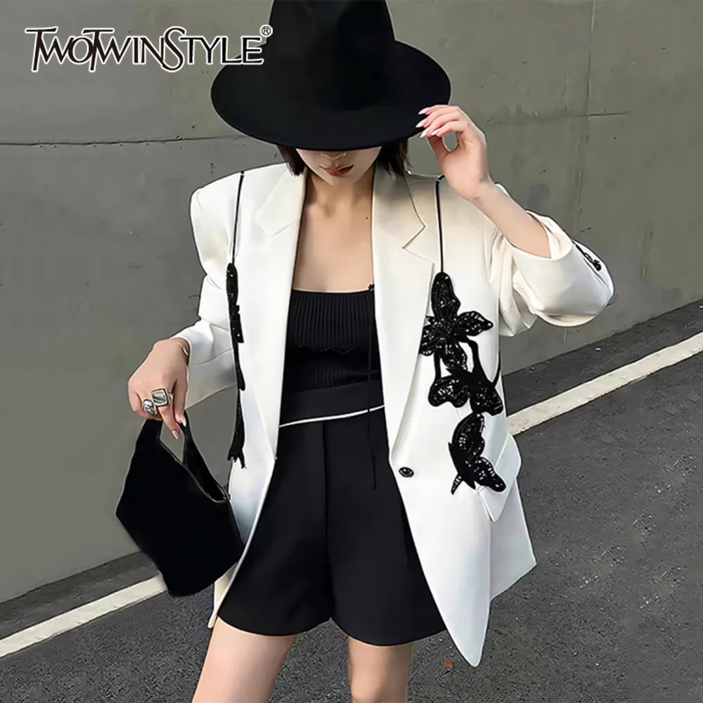 

TWOTWINSTYLE однотонный свободный блейзер с блестками для женщин с зубчатым воротником и длинными рукавами в стиле пэчворк на пуговицах темпераментное пальто женское