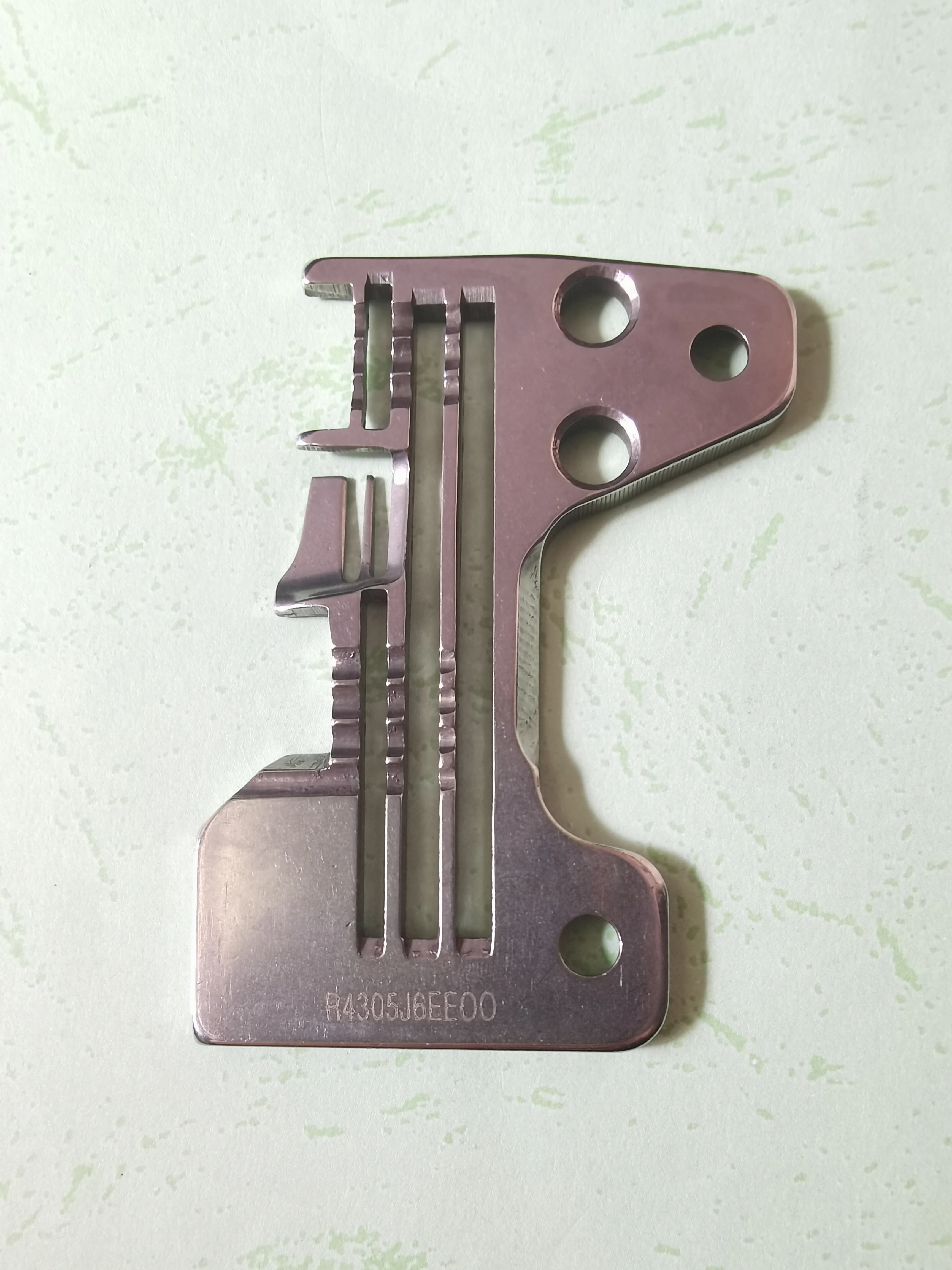 Juki Industrial Overlock Sewing Machine Needle Plate,Part NO.R4305-J6E-EOO,For Model 3600 Or 6700 Series Machines,Great Quality!