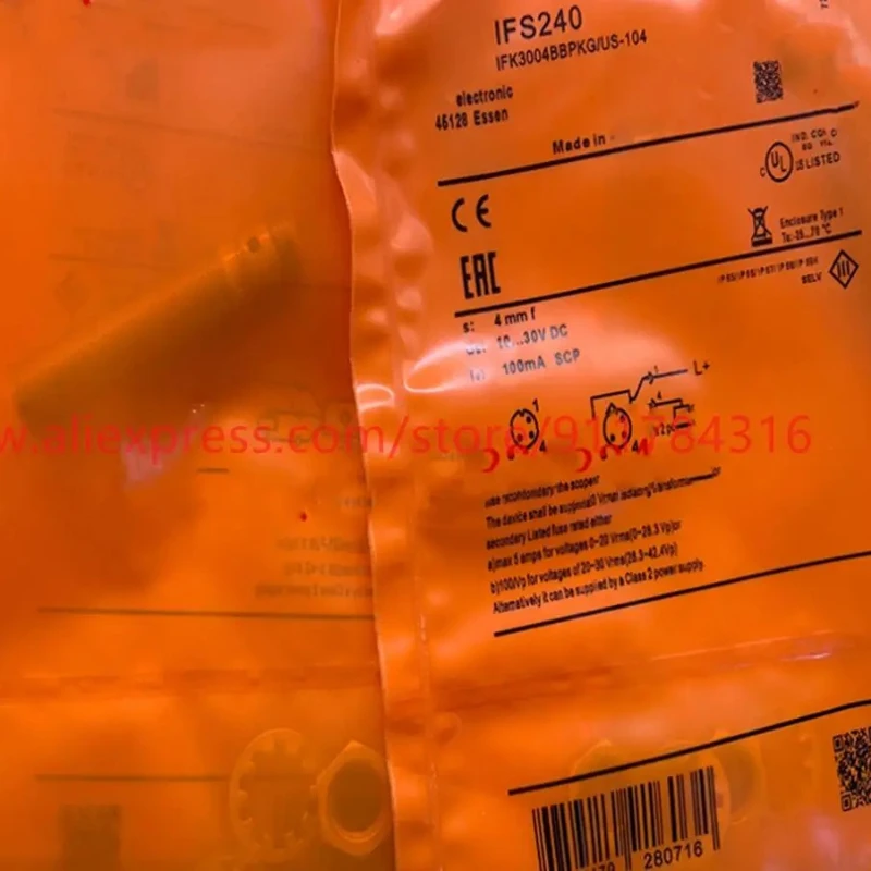 

2pcs New High Quality Proximity switch IFS268 IFS240 IFS260 IFS262 IFS263