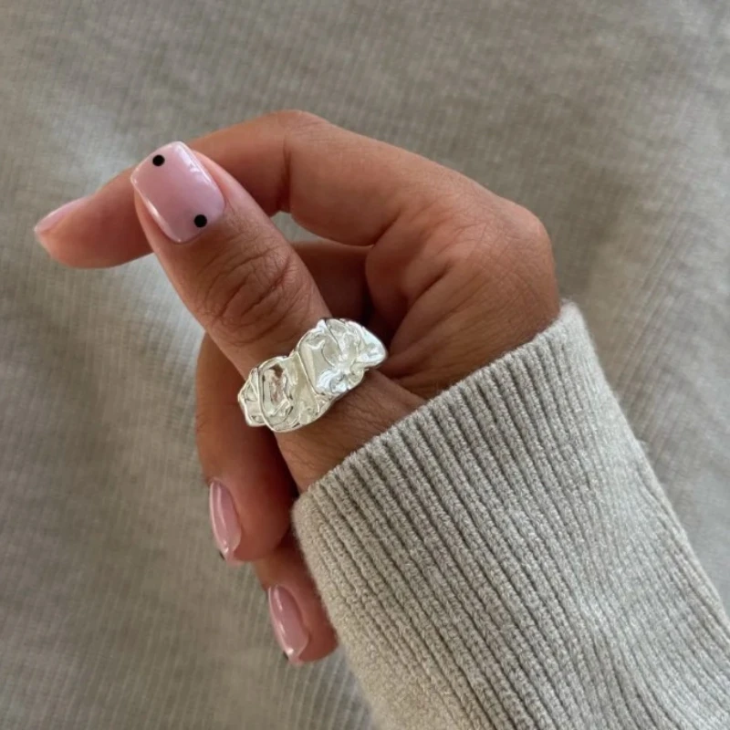 New Trendy Silver Color Ring for Women Minimalist Irregular Wrinkle Metal Geometric Creative Open Rings Party Charm Jewelry Gift