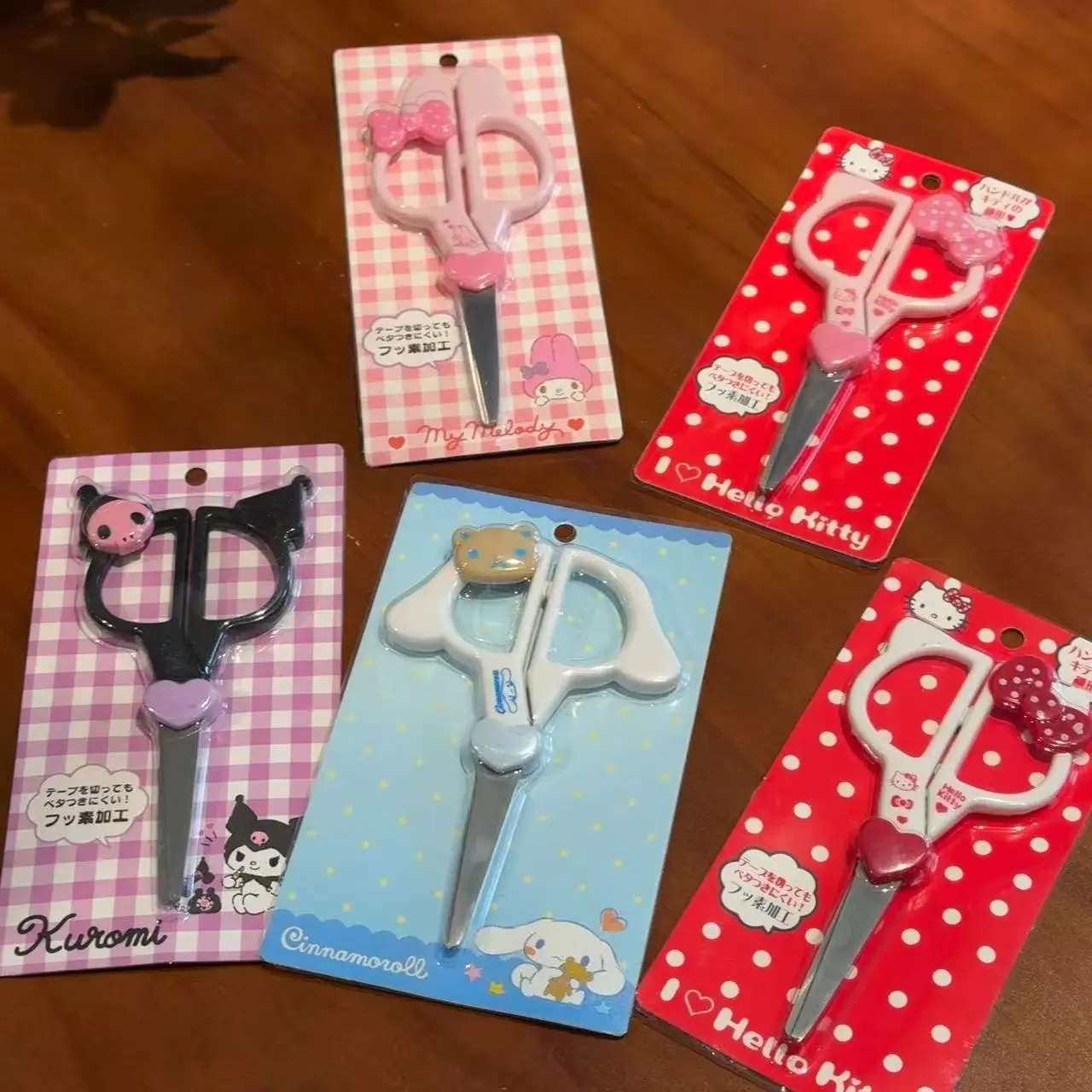 Image of Kawaii Sanrio Cartoon-Scheren, handgefertigt, HelloKitty Cartoon-Kreativschere, geeignet für Schülerpartys.