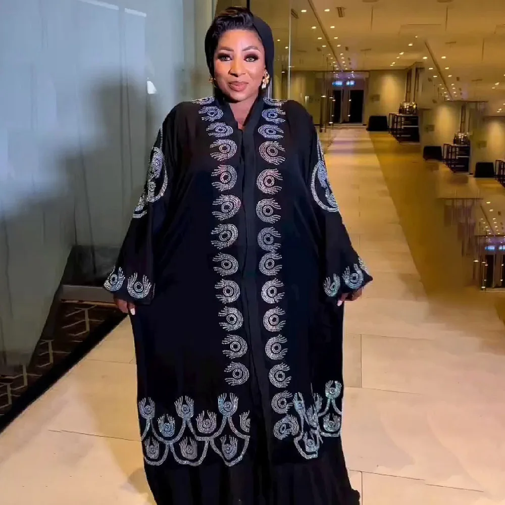 African Muslim robe fashionable elegant dress V-neck luxury front and back diamond horn sleeve