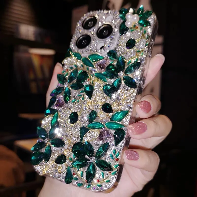 Suitable for iPhone. Luxury crystal-clear protective case that fully covers and protects against drops.
