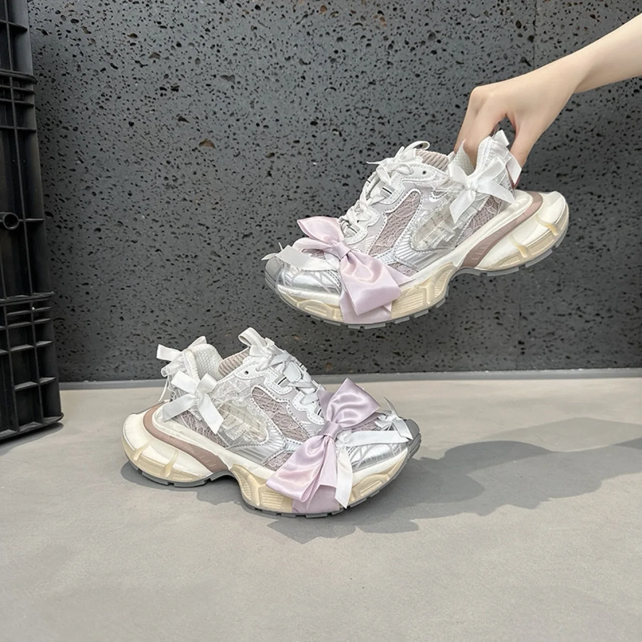 

Daddy Shoes для девочек, новинка 2025, модные универсальные повседневные кроссовки с сеткой, увеличивающие рост на толстой подошве