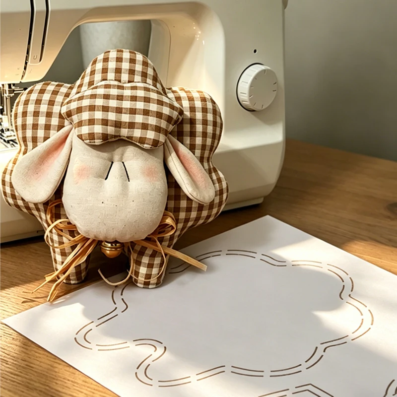 YOMDID 1pc Cute Little Sheep Pendant Patchwork Quilting Template Decorative Sewing Template Durable Patchwork Tool PET Template
