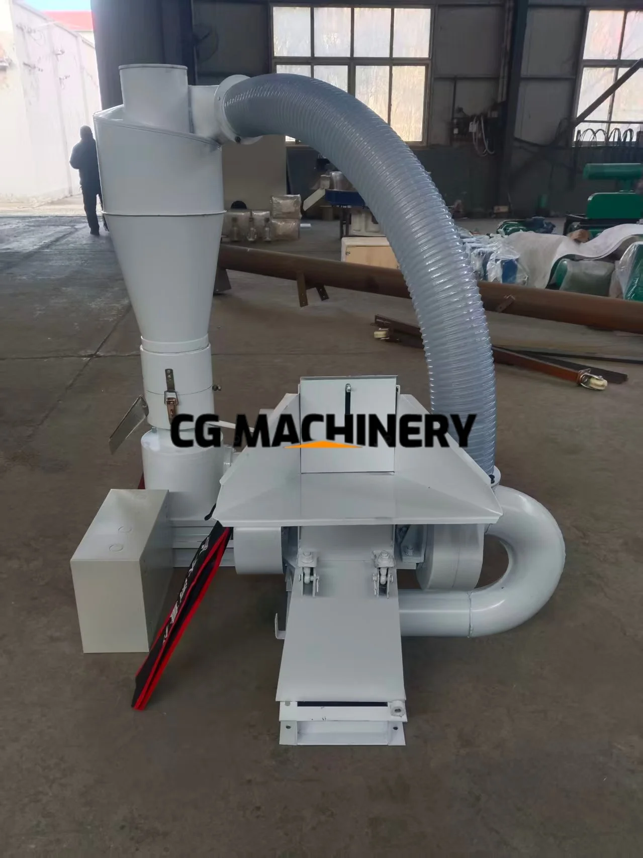 

Полная линия по производству древесных гранул. Деревянная линия для производства топливных гранул из биомассы. Мобильная линия по производству гранул.