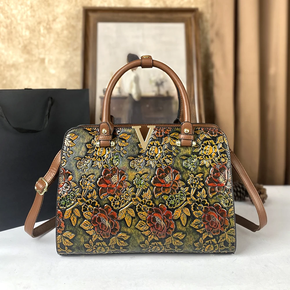 

Retro Large Capacity Women's Handbag Light Luxury Atmospheric Crossbody Shoulder Bag for Middle-Aged Mothers 2025 New Style