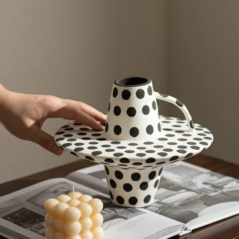 Modern Line Striped Ceramic Vase Flower Arrangement Dried Flower Vase Bookcase Desktop Decoration Crafts Furnishings