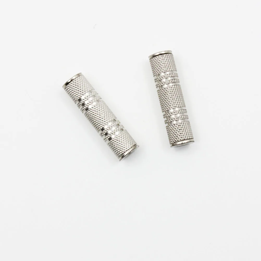 

4Pcs 3.5mm Female to Female Audio Connector Adapter for Guitar Mic Amp Instrument Audio Cable Zinc Alloy Durable