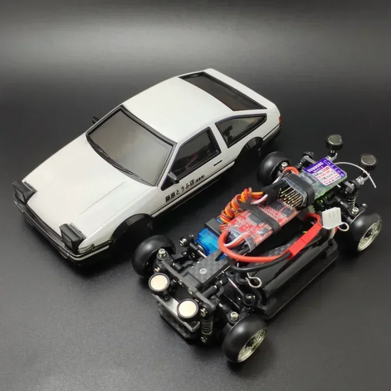 RC MINI AE86 Drift Mini-D 1/28 Mini-Z a trazione integrale Mini-Q modello di telecomando Race Mosquito Car Brushless non assemblato