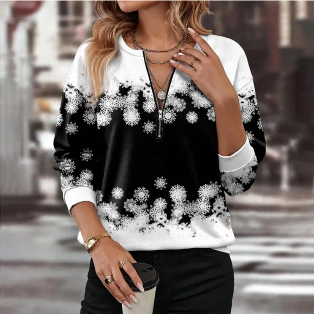 

Stylish Loose Hem Sweatshirt Snowflake Print Christmas Sweatshirt with Zipper Neck Gradient Contrast Color for Fall Winter Lady