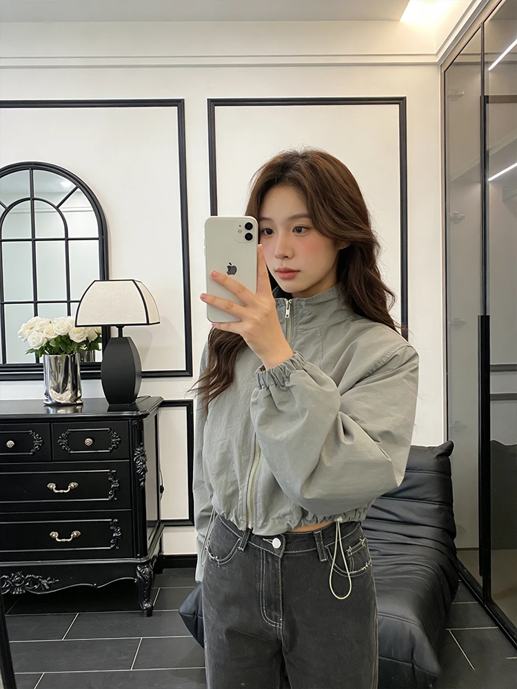 

Women's Short Breathable Sun-Protective Jacket Spring 2026 New Style Outdoor Windproof Fleece-Lined Stand-Collar Coat