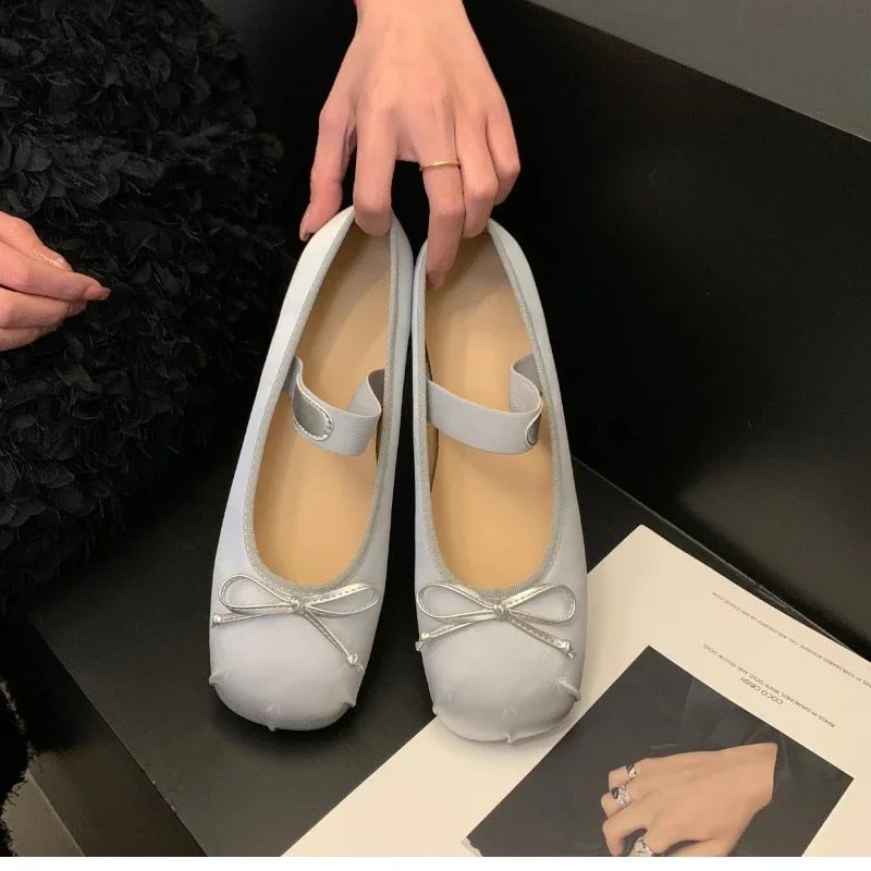 2024 New Luxury Satin Silk Ballet Shoes Woman Classic Square Toe Bowtie Elastic Band Ballerina Flats Ladies Soft Loafers