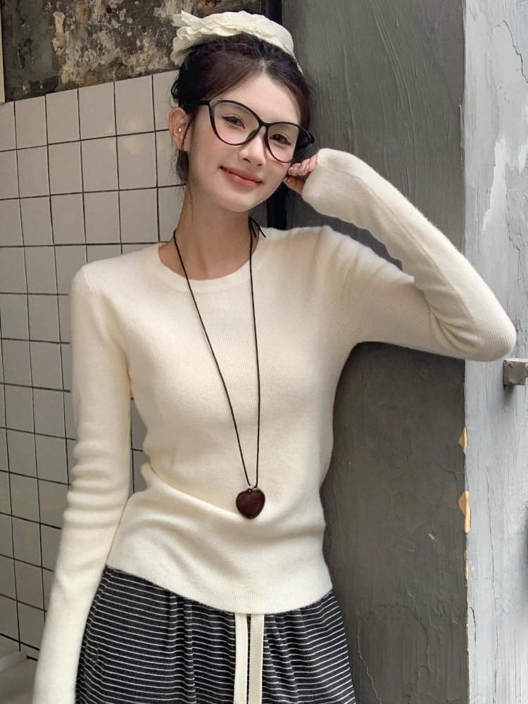 AOSSVIAO 2026 New Autumn Winter O-Neck Women Knit Pullover Trendy Slim Fit Base Layer Top Black Sweater Wear Inside or Outerwear