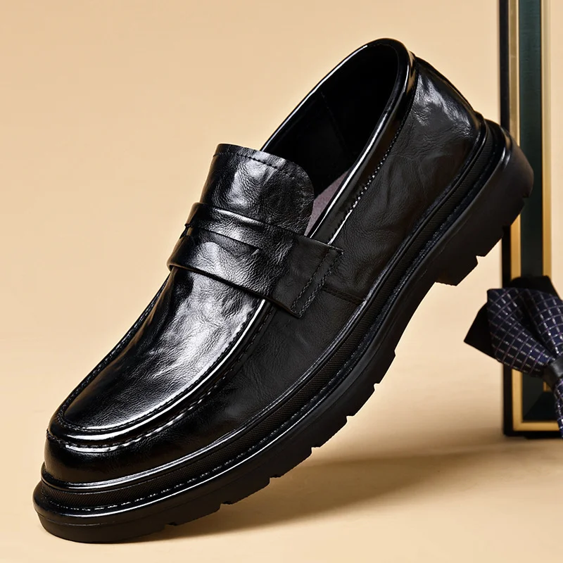 Fashion Leather Shoes for Man Business Casual Shoes Classic Breathable Slip on Man Shoes High Quality Soft Leather Men Flats