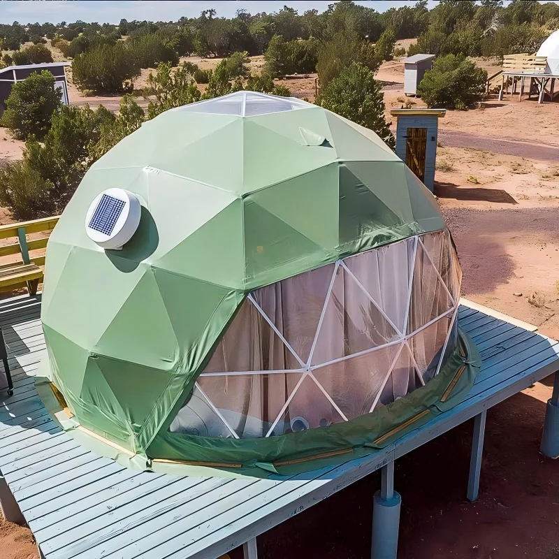 Luxury Four Season Outdoor Hotel Glamping Dome Tent, PVC Fabric 1 Bedroom Dome House For Resort Camping