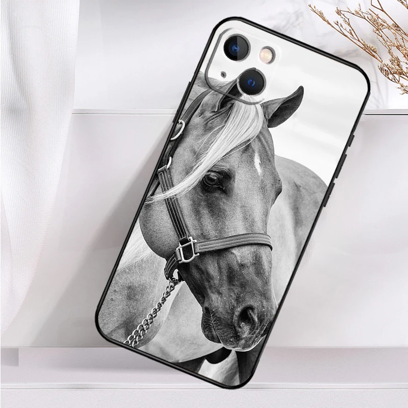 Black White Horse Phone Case For iPhone 16 15 14 12 11 13 Pro Max 7 8 Plus X XR XS Max 13 12 Mini Cover