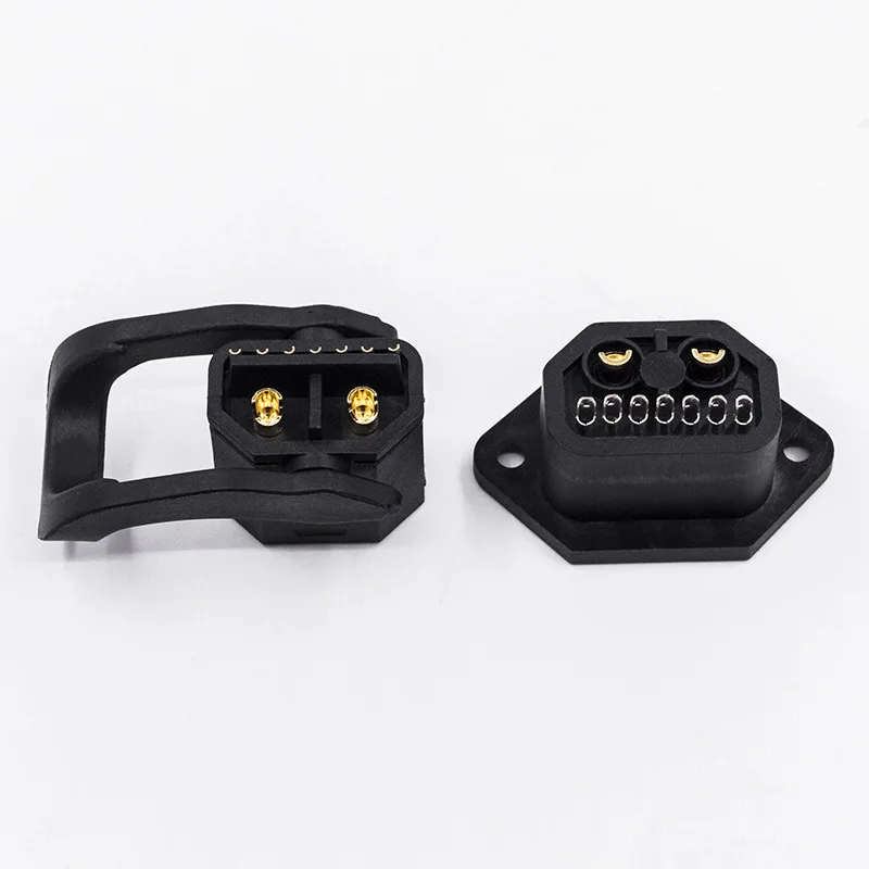 2 + 7-контактный разъем питания