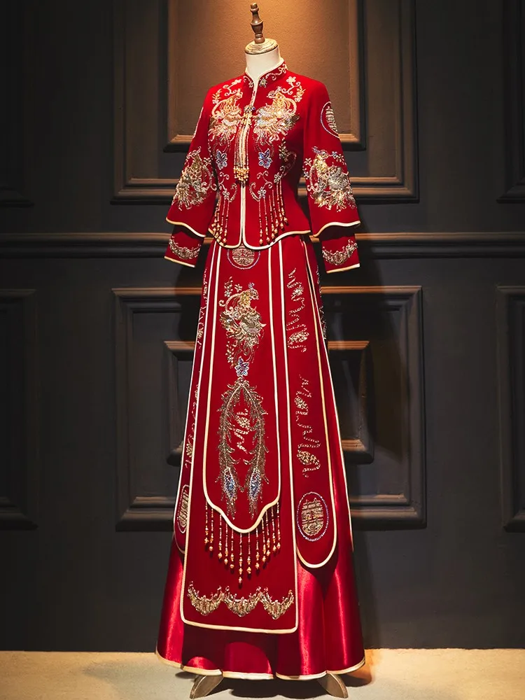 Nieuwe fluwelen jurk voor bruiden Chinese stijl bruiloft gaas roosteren draak en feniks zware vrouwen