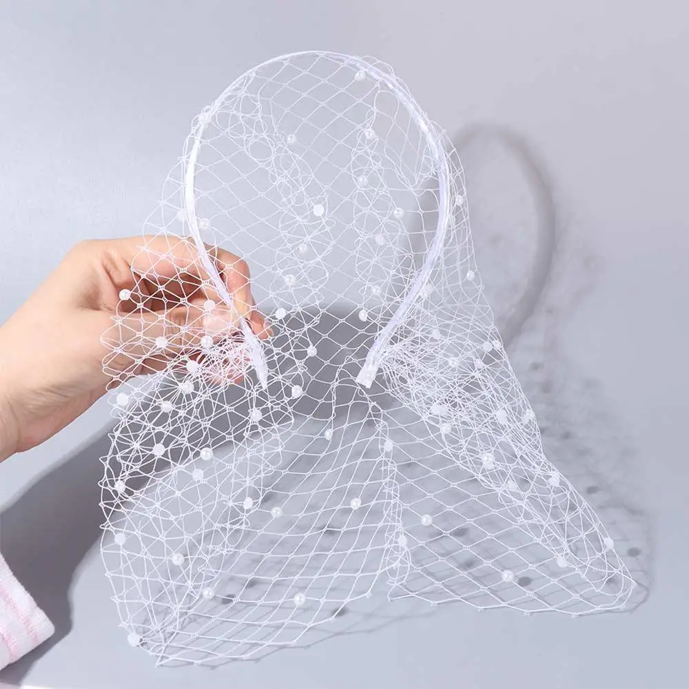 絶妙なフレンチスタイルの花嫁ベールサテンリボンエレガントなブライダル帽子白い妖精の結婚式のヘッドバンドヘアアクセサリー