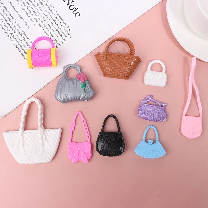 Confezione di accessori giocattolo Princess Doll con collana, corona, orecchini e bracciali elettrolitici