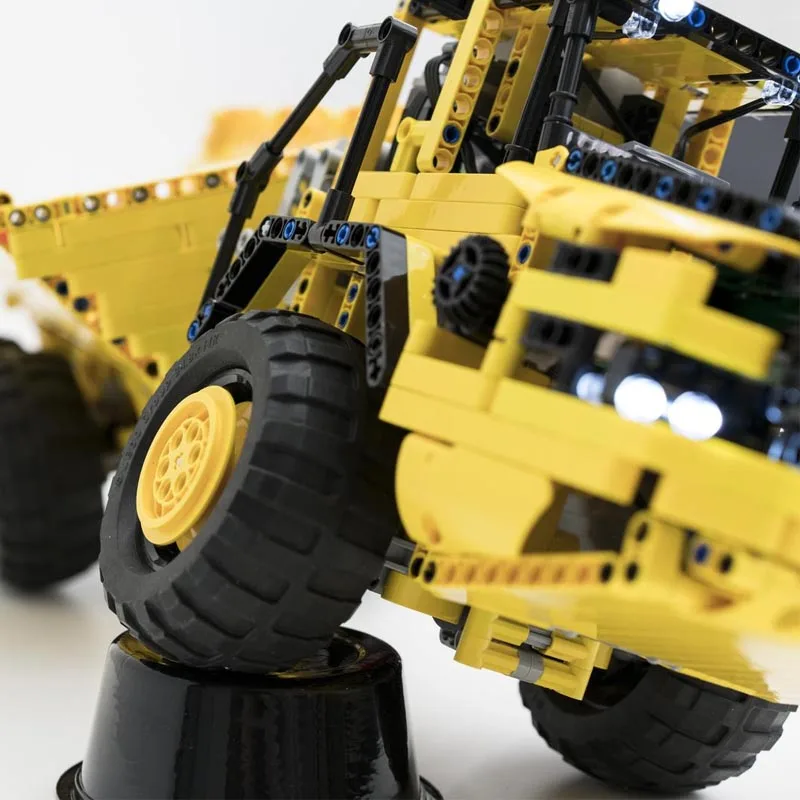 NEW Technische model Custom RC Dump Truck Building Block Bricks MOC-8002 Truck Remote Assembly Toy Model Boy\'s Birthday Gifts