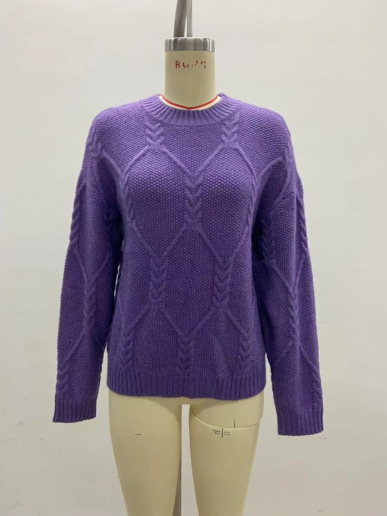 

Women's Autumn and Winter Wear Round Neck Off-Shoulder Knitted Sweater Pullover