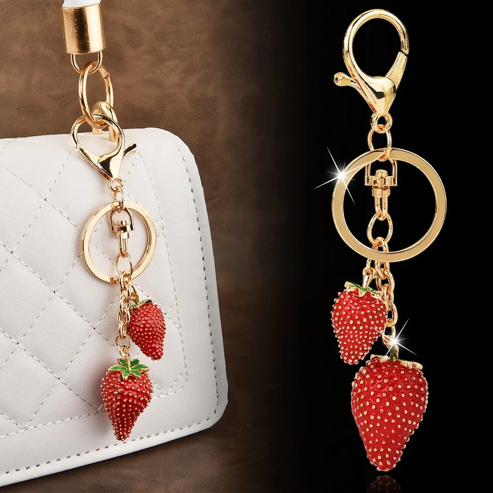 Creative Fruit Strawberry Exquisite Metal Keychain Car Bag Pendant Ornament Metal Keyring Trinket Woman Girl Gift Jewelry