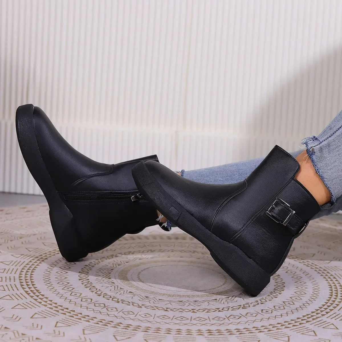 Big size women's boots 2023 fall/winter new buckle ankle boots round head flat casual Martens boots women retro