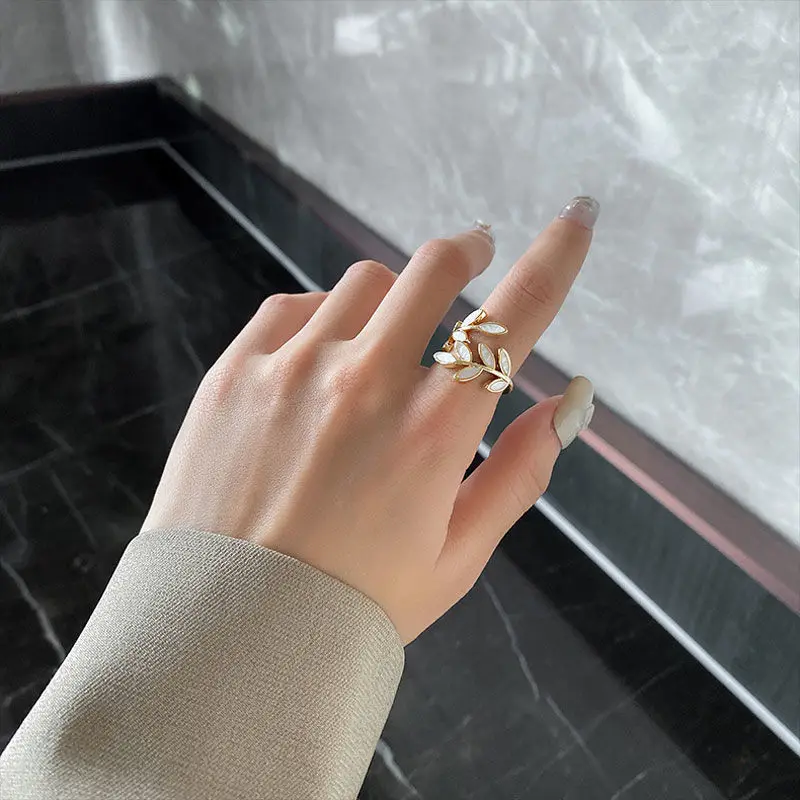 Licht Luxus Vergoldet Blatt Öffnung Ring Exquisite Geometrische Beehive Zirkon Zeigefinger Ring Trend Hochzeit Schmuck Geschenk – Detail 4