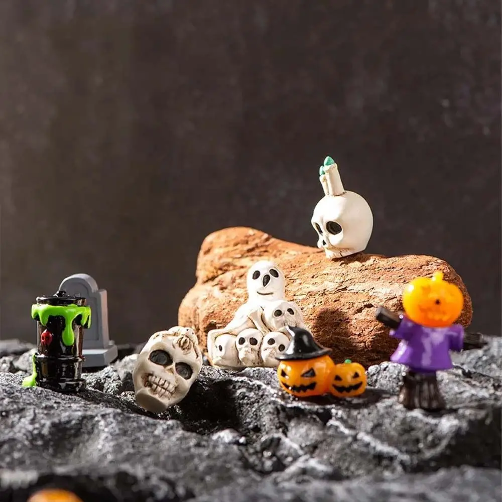 Cartoon Halloween Pumpkin Skeleton Figurines 3D Resin Craft Mummy Skull Statue Mini DIY Miniatures Ghost Ornaments