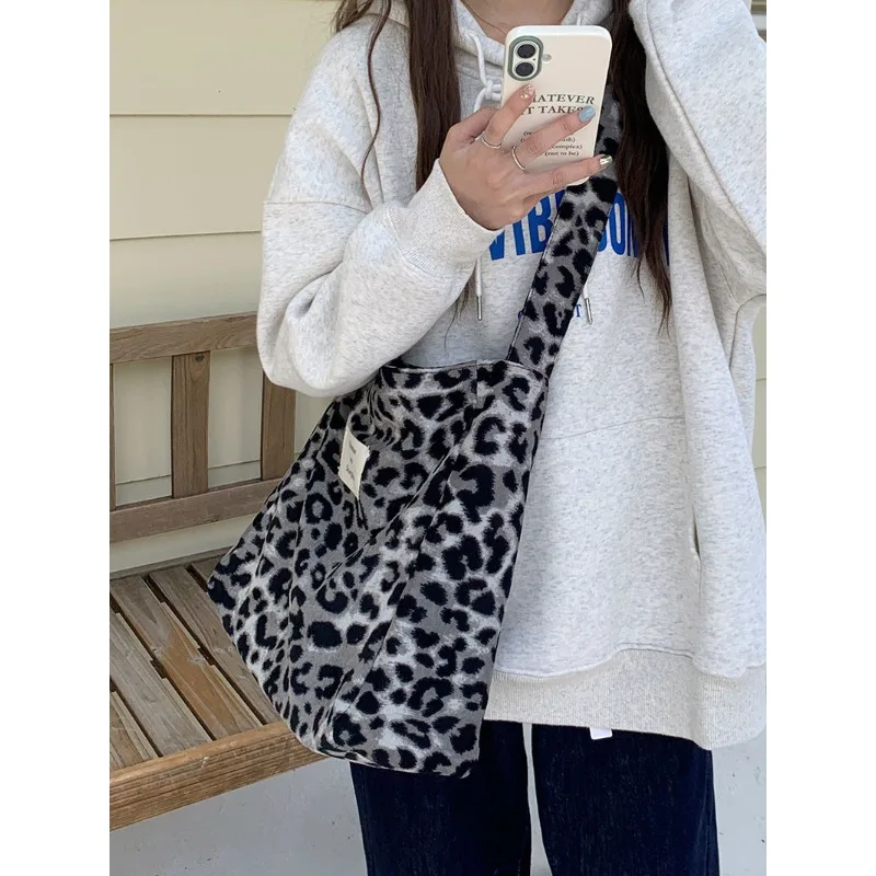 2025 New Stylish Leopard Print Women's Composite Tote - Large Capacity Shoulder Bag, Versatile for Commuting, Students & Daily