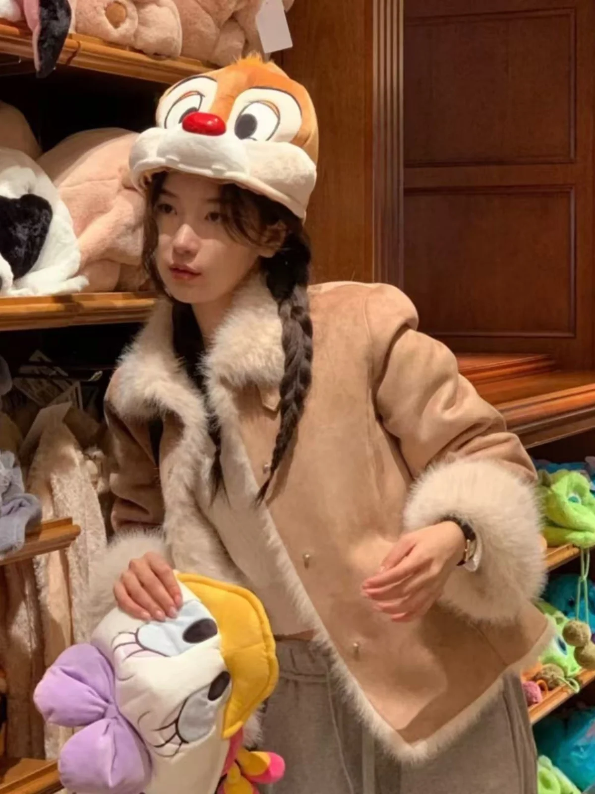 سترة من قطعة واحدة من الفرو والجلد الصديق للبيئة مع ياقة واقفة من Dongda Gate TheBarnnet Slimming and Ele Sle