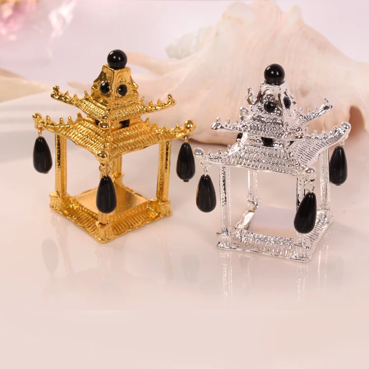 Pagoda napkin ring (gold, silver)